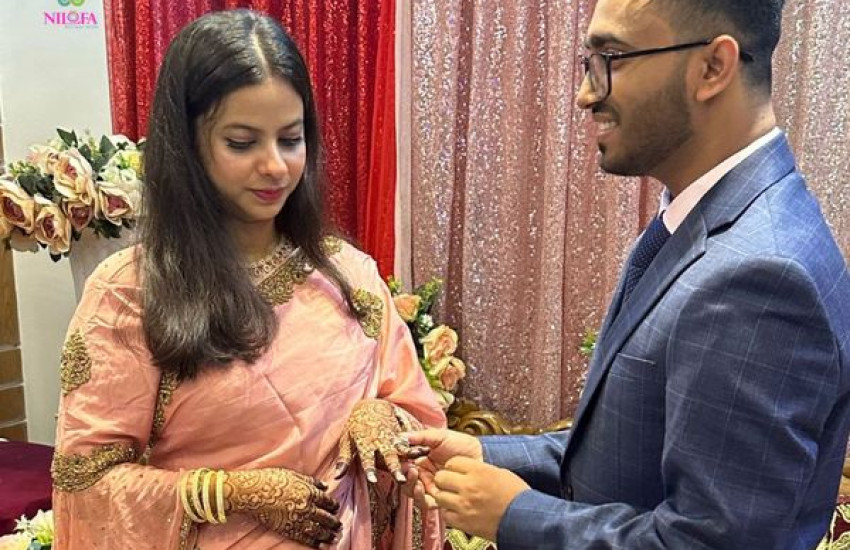 আরিফ – সানা দম্পতিকে নিলুফা ম্যারেজ মিডিয়ার পক্ষ থেকে হাজারো গোলাপের স্নিগ্ধ শুভেচ্ছা